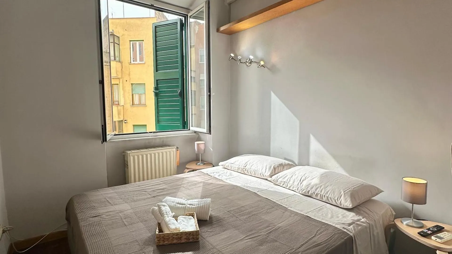 Appartamento La Casa Di Bubi - 3 Minuti A Piedi Metro B Libia Roma 0*,  Italia
